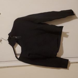 Abercrombie & Fitch black slit turtle neck